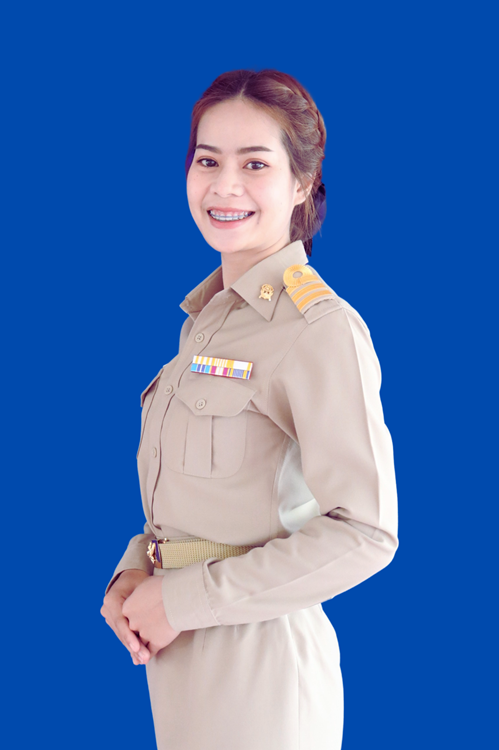 นางสาวพิชญานิน พิมพ์จันทร์